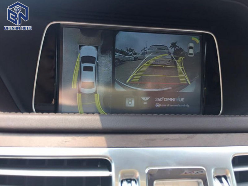 Camera 360 độ cho ô tô ghi hình toàn cảnh