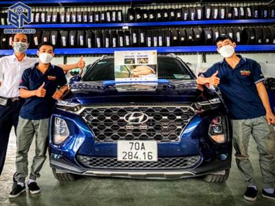 Cửa hít ô tô zin theo xe cho Hyundai