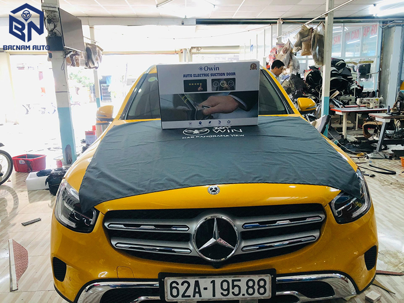 Cửa hít tự động xe Mercedes GLC 200