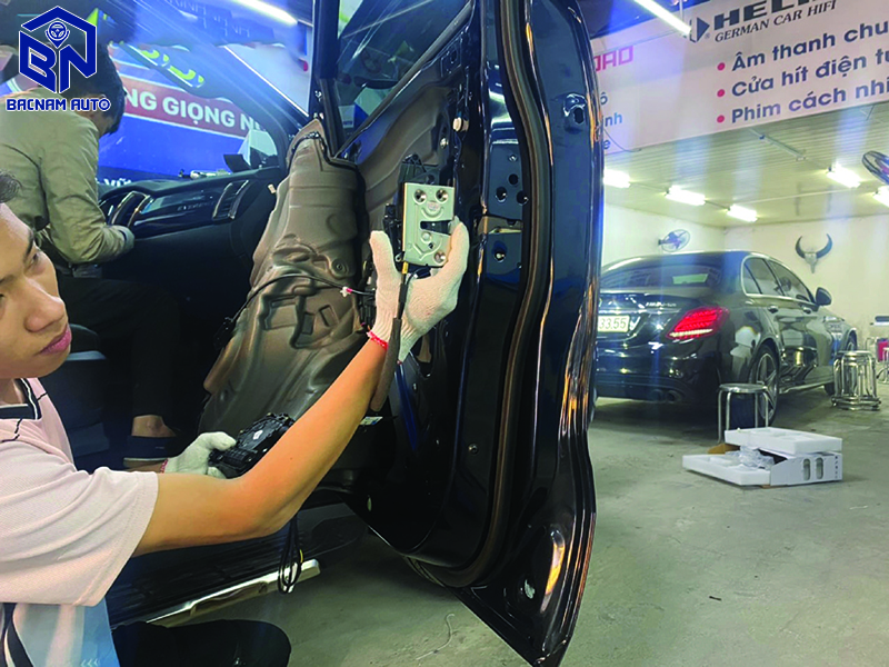 Công ty TNHH Công Nghệ Và Dịch Vụ Bắc Nam địa chỉ uy tín lắp đặt cửa hít cho xe ô tô