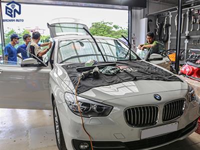 Dán phim cách nhiệt ô tô cho xe BMW X6